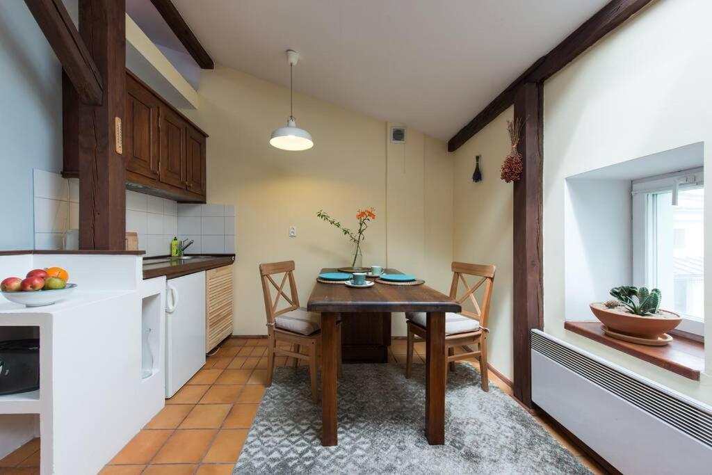 Bright Loft In Amazing Location Lägenhet Kraków Exteriör bild