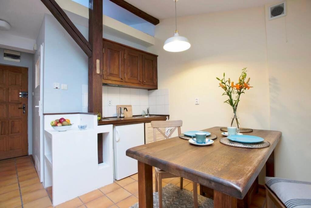 Bright Loft In Amazing Location Lägenhet Kraków Exteriör bild